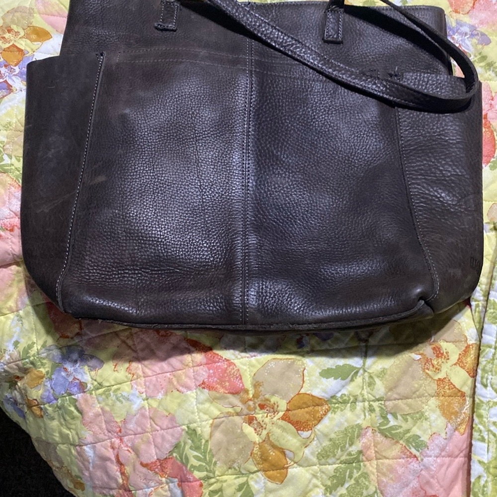 Duluth Trading Co Rich Brown Leather Tote